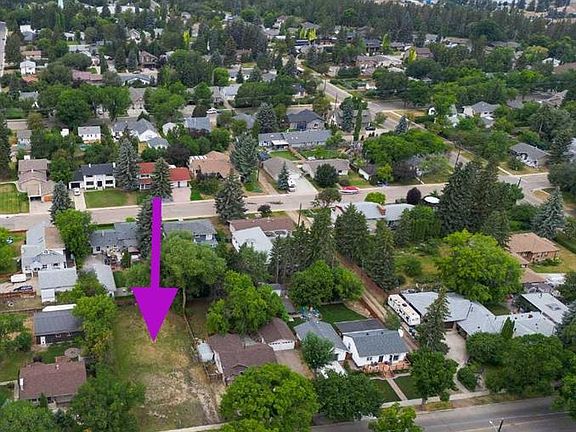 3rd image of 3512 43rd Ave