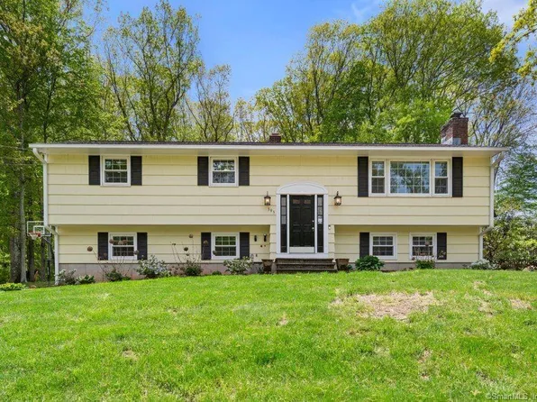 395 Sycamore Lane, Cheshire, CT 06410