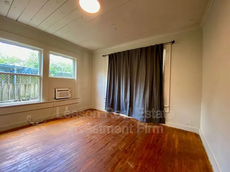 1416 Natalie St — Photo 12