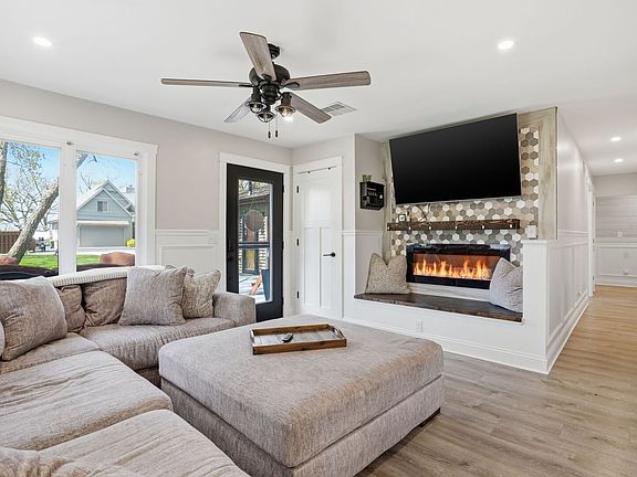 5th image of 8816 E Mallard Ln