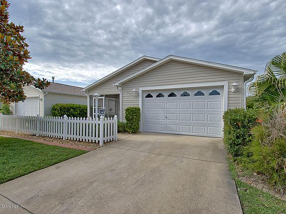 3rd image of 2346 Oak Bend Pl