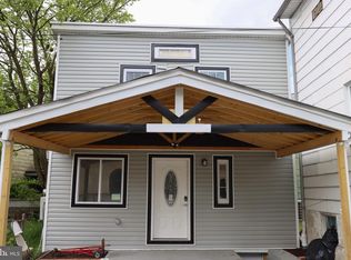 21 Center 1/2 St, Lansford, PA 18232
