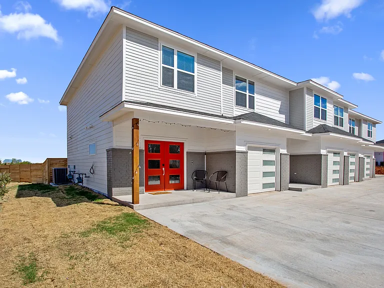 13208 Windy Ridge Rd — Photo 10