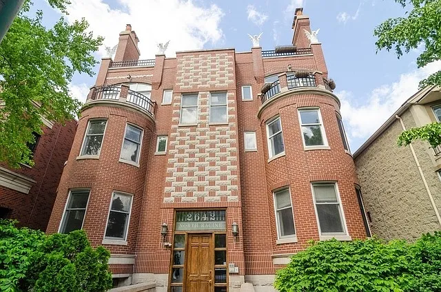 2642 N Racine Ave APT 3N photo 1