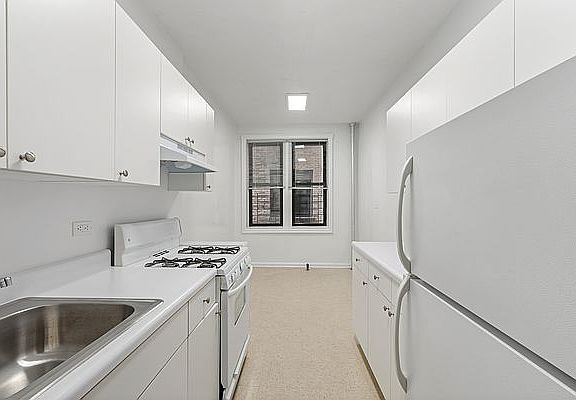 5th image of 2175 Cedar Ave APT 4A