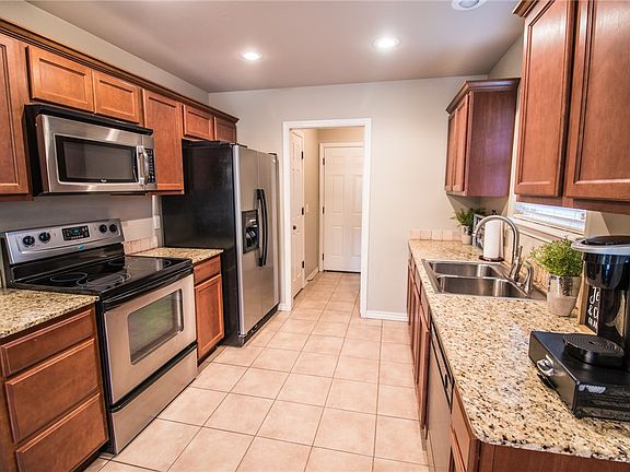 3rd image of 4312 Langmead Dr