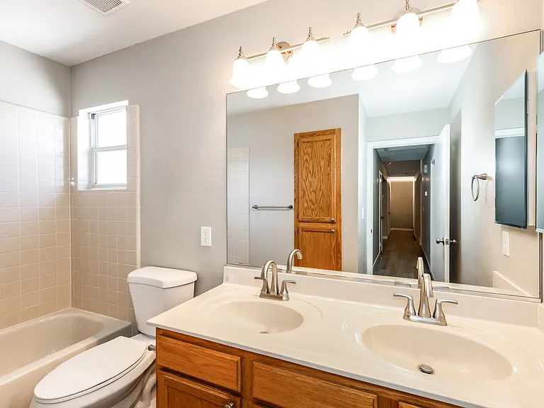 360 Dooley Dr — Photo 14