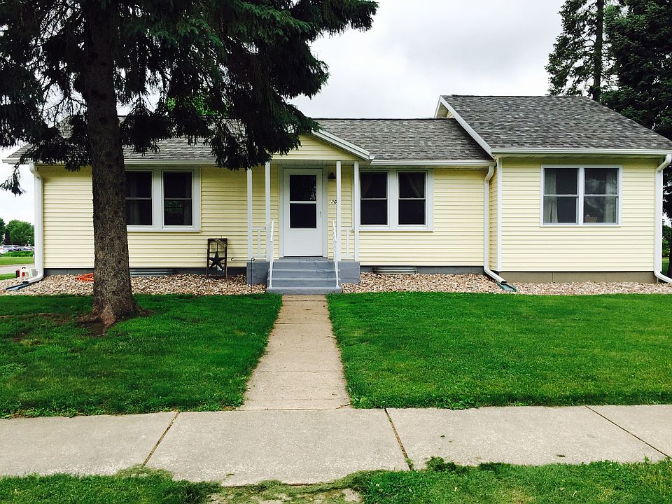 1st image of 204 W Ave N