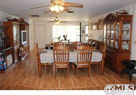 4th image of 1443 Stoneway Ln