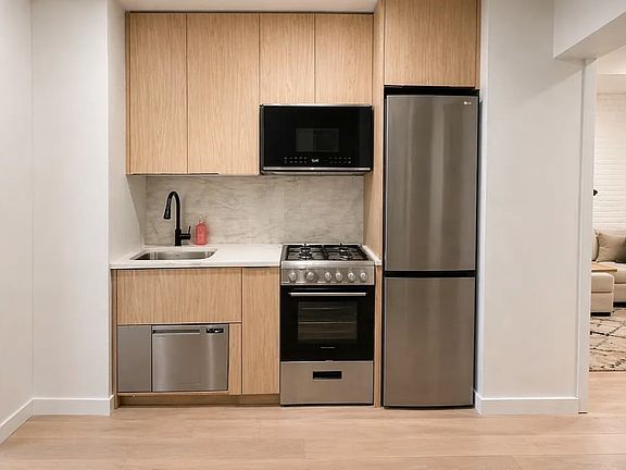 5th image of 280 Mulberry St #6G