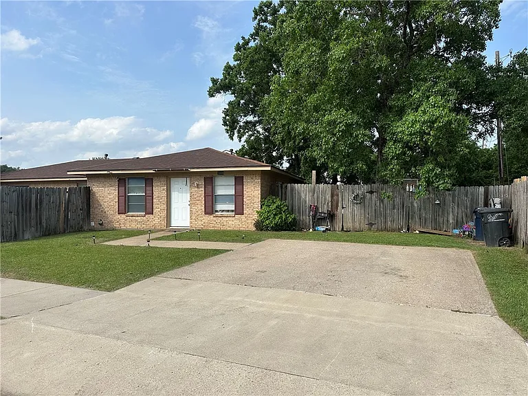 1400 Gramma Ct — Photo 6