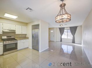 126 Saint Albans Dr, Henderson, NV 89015