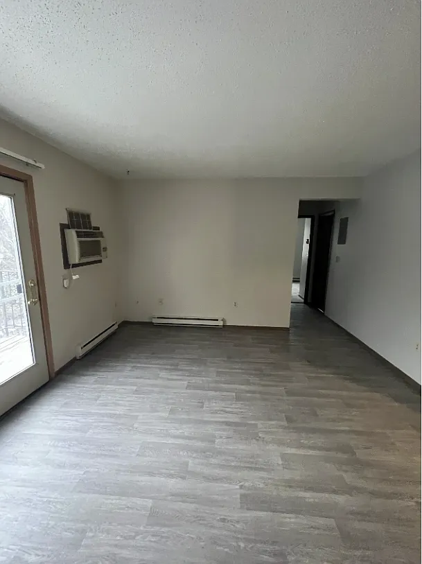 Building Photo - 912 10th Avenue South