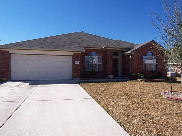 1st image of 1017 Pendragon Castle Dr