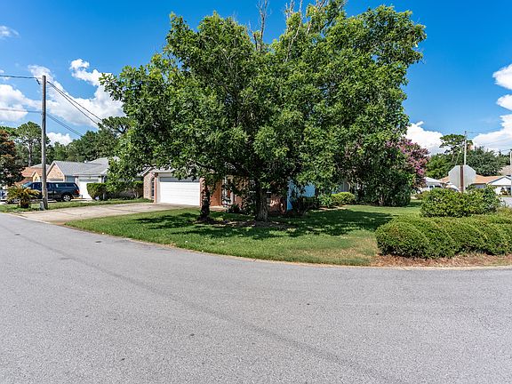 4th image of 985 Southern Oaks Ct