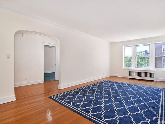 3rd image of 280 Bronxville Road #5W