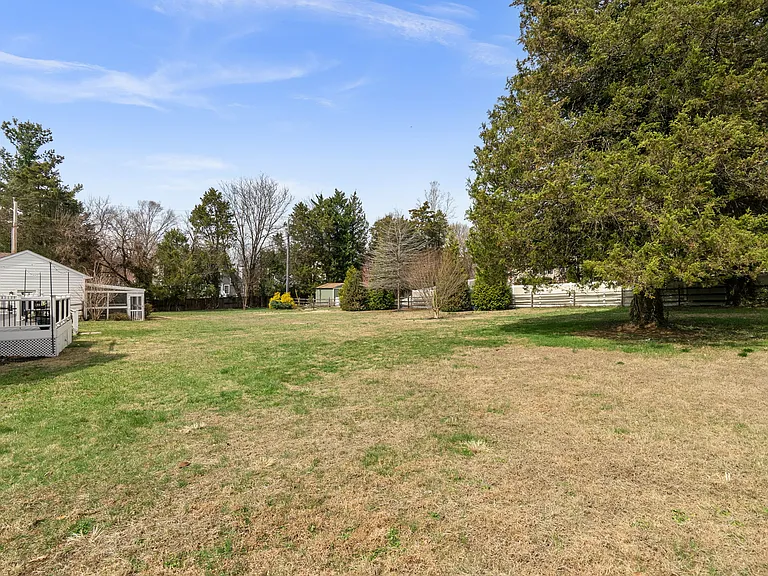 17601 Crystal Spring Ter — Photo 27