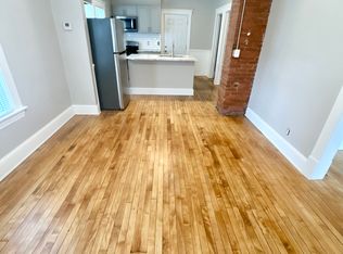 2186 W 10th St APT 3, Cleveland, OH 44113