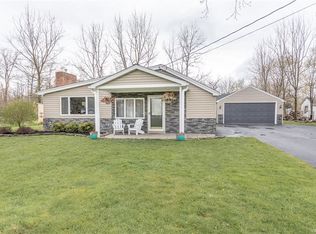 9850 Heroy Rd, Clarence Center, NY 14032