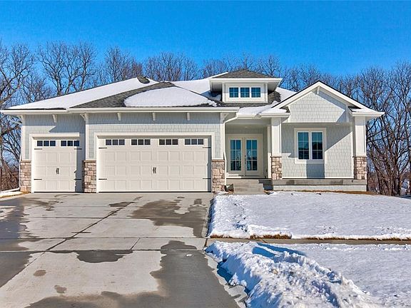 4th image of 10865 Brookdale Dr