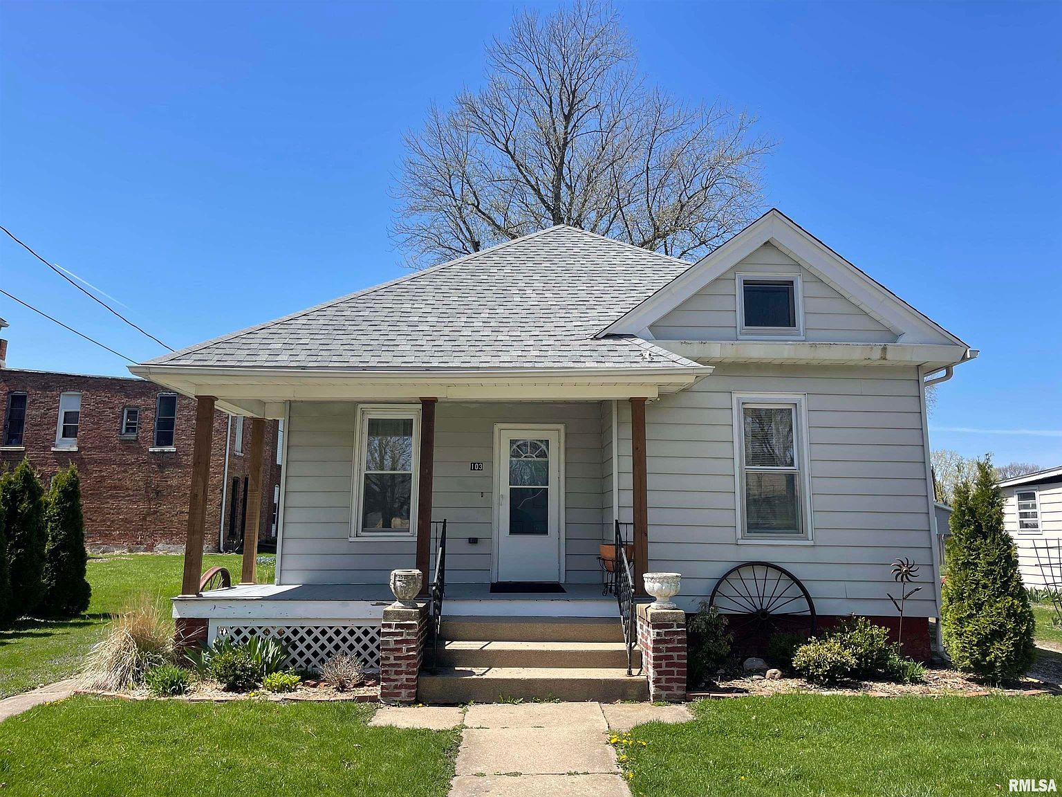 103 Johnson Pyle Dr, Altona, IL 61414 Zillow