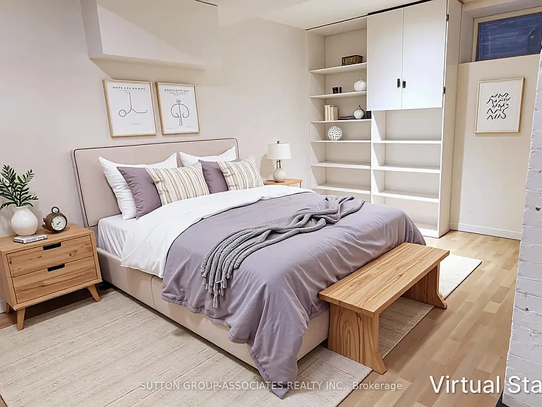 360 Sorauren Ave #BASEMENT — Photo 12