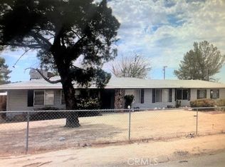 19115 Red Feather Rd, Apple Valley, CA 92307