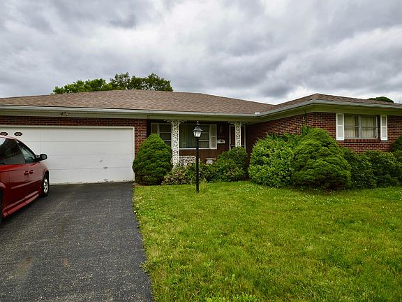2nd image of 4769 Almont Dr