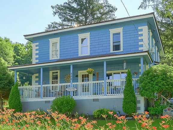 3rd image of 502 Vine St