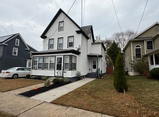 435 Washington St #1, Gibbstown, NJ 08027