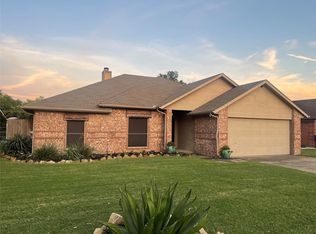 617 Azalea Dr, Forney, TX 75126