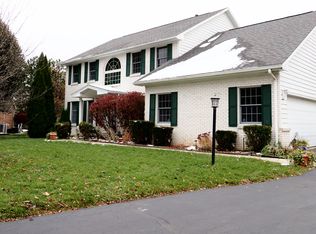 1500 Riverview Ct, Perrysburg, OH 43551