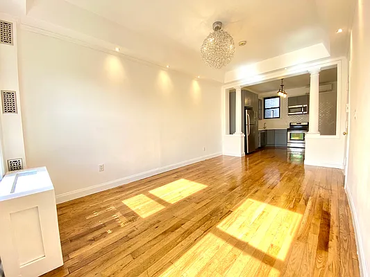 Rented by Compass | media 17