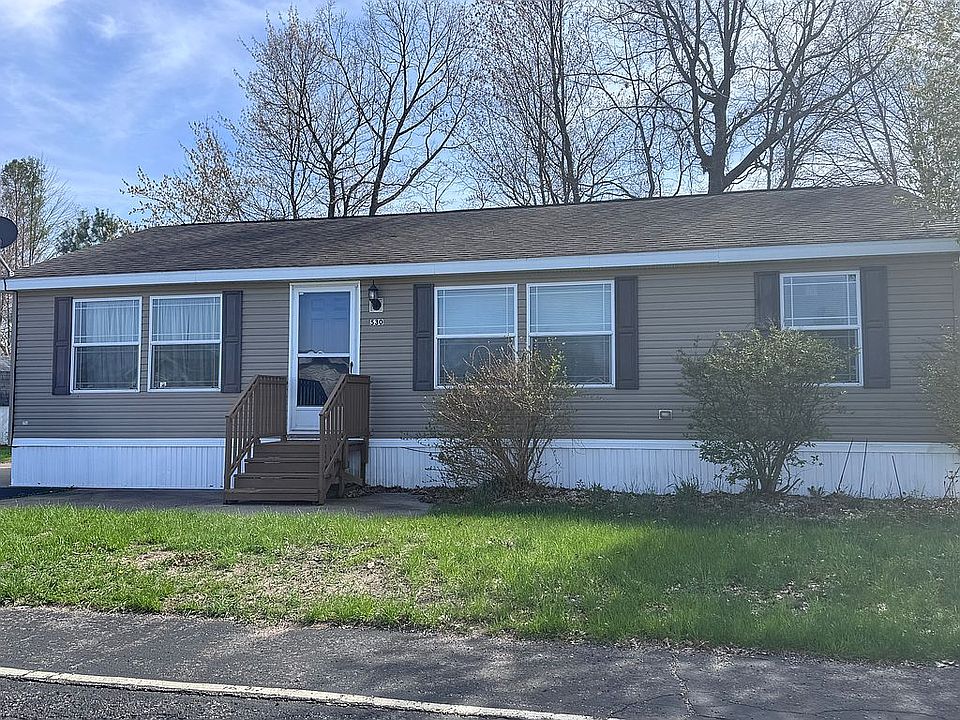 1st image of 530 E Rainbow Rd