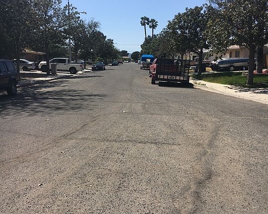 3rd image of 1060 Marion Ave