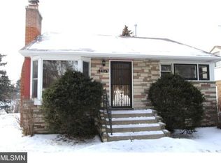 4704 7th St NE, Columbia Heights, MN 55421