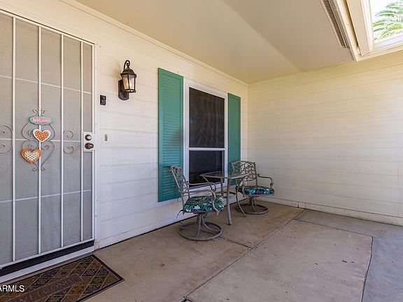 3rd image of 10215 W Kingswood Cir