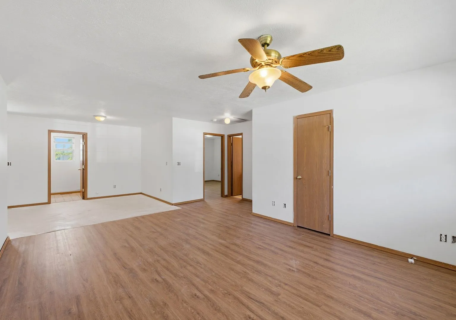 2 Bed | 2 Bath | 1 Car Garage Home — Photo 3