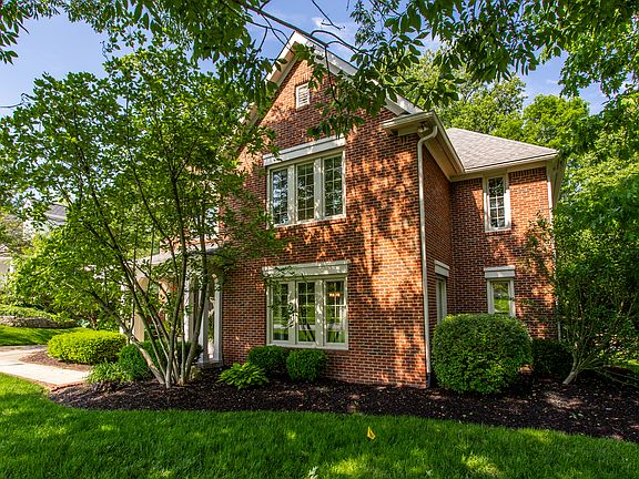 4th image of 4626 Woods Edge Dr