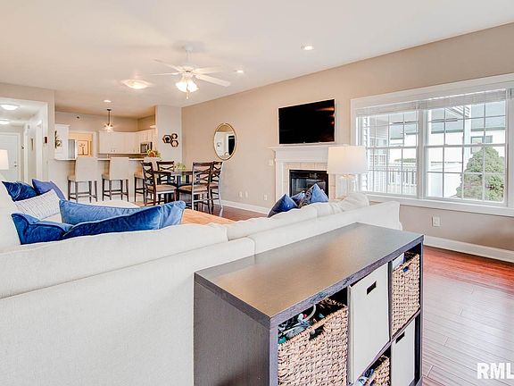5th image of 4412 River Dr Unit 102