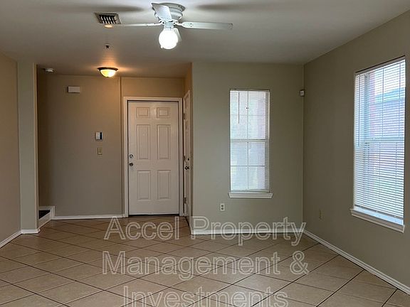 2nd image of 407 S 48th Ln APT 1