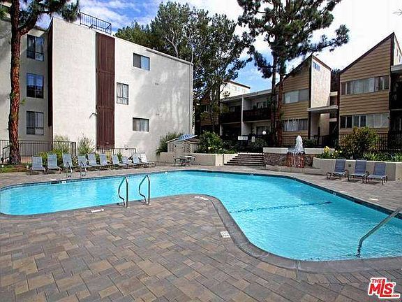 4th image of 6050 Canterbury Dr Unit F210