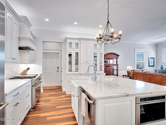 4th image of 103 E Circle Dr