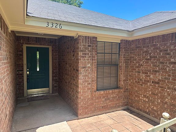 3rd image of 3326 Maplewood Dr