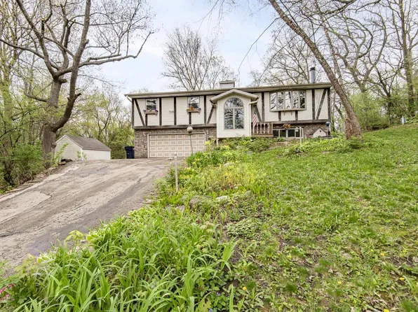 3732 Nelson Lane, Deerfield, WI 53531