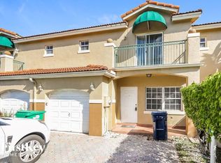 15873 SW 69th St, Miami, FL 33193