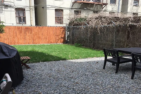 Rented by Corcoran | media 34