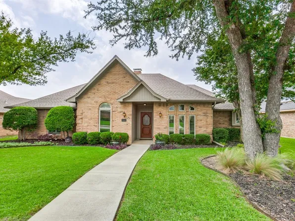 2107 High Country Dr, Carrollton, TX 75007