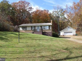 817 S Lick Run Rd, Delray, WV 26714