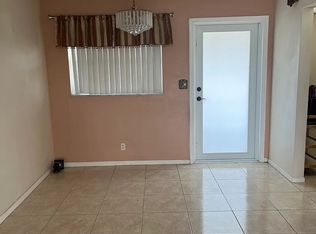 960 Crystal Lake Dr, Pompano Beach, FL 33064